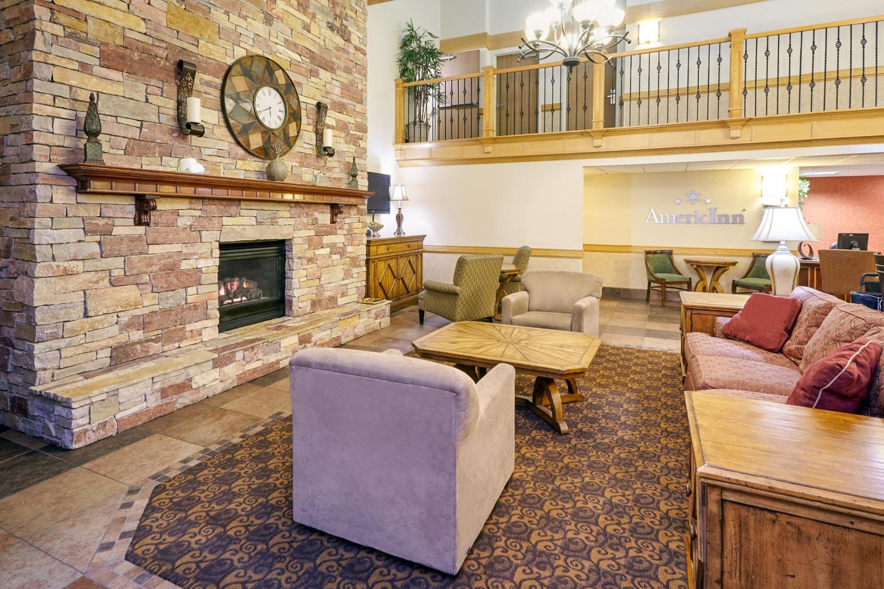 温德姆艾美酒店（AmericInn by Wyndham Sheboygan）