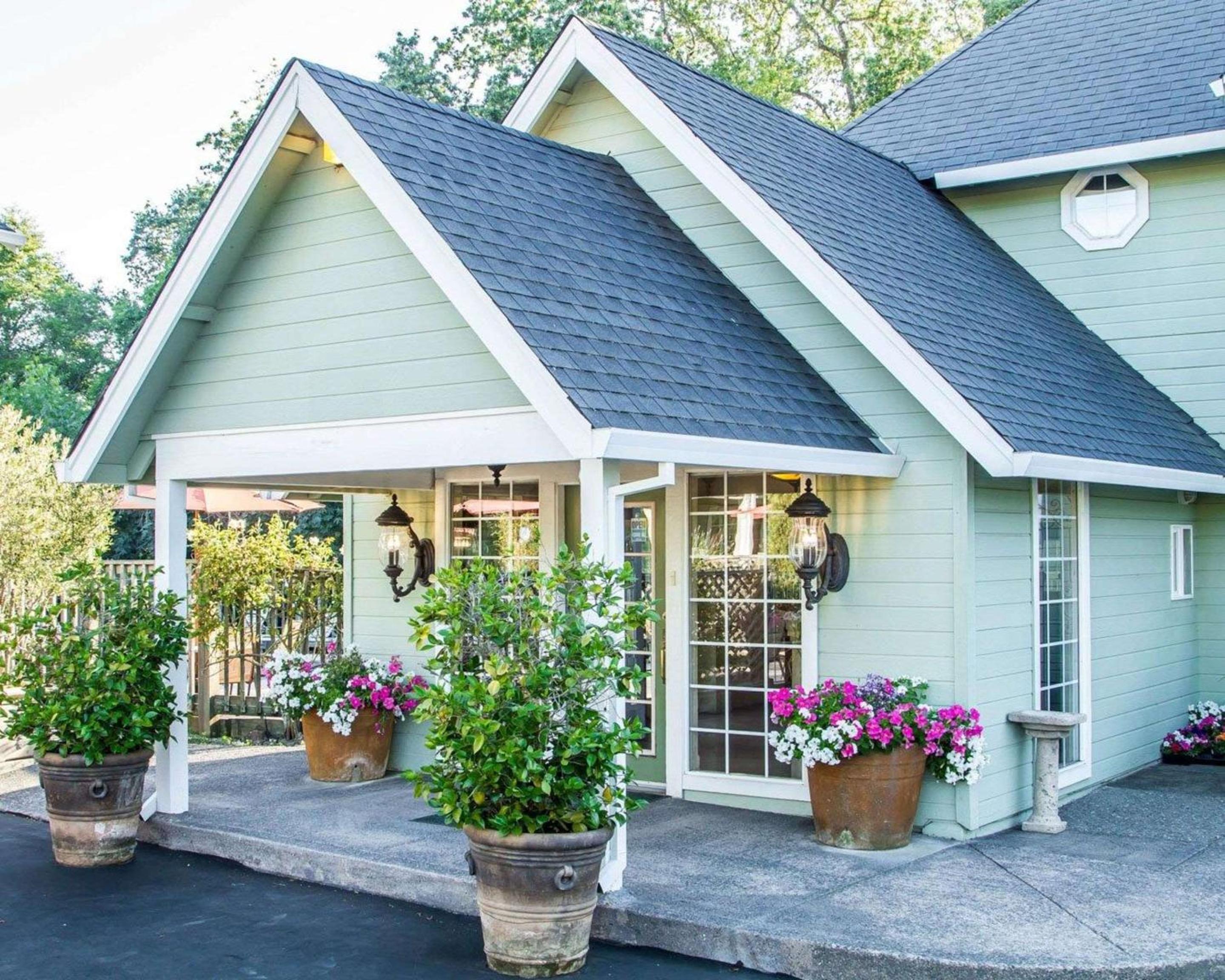 The Inn at Baechtel Creek