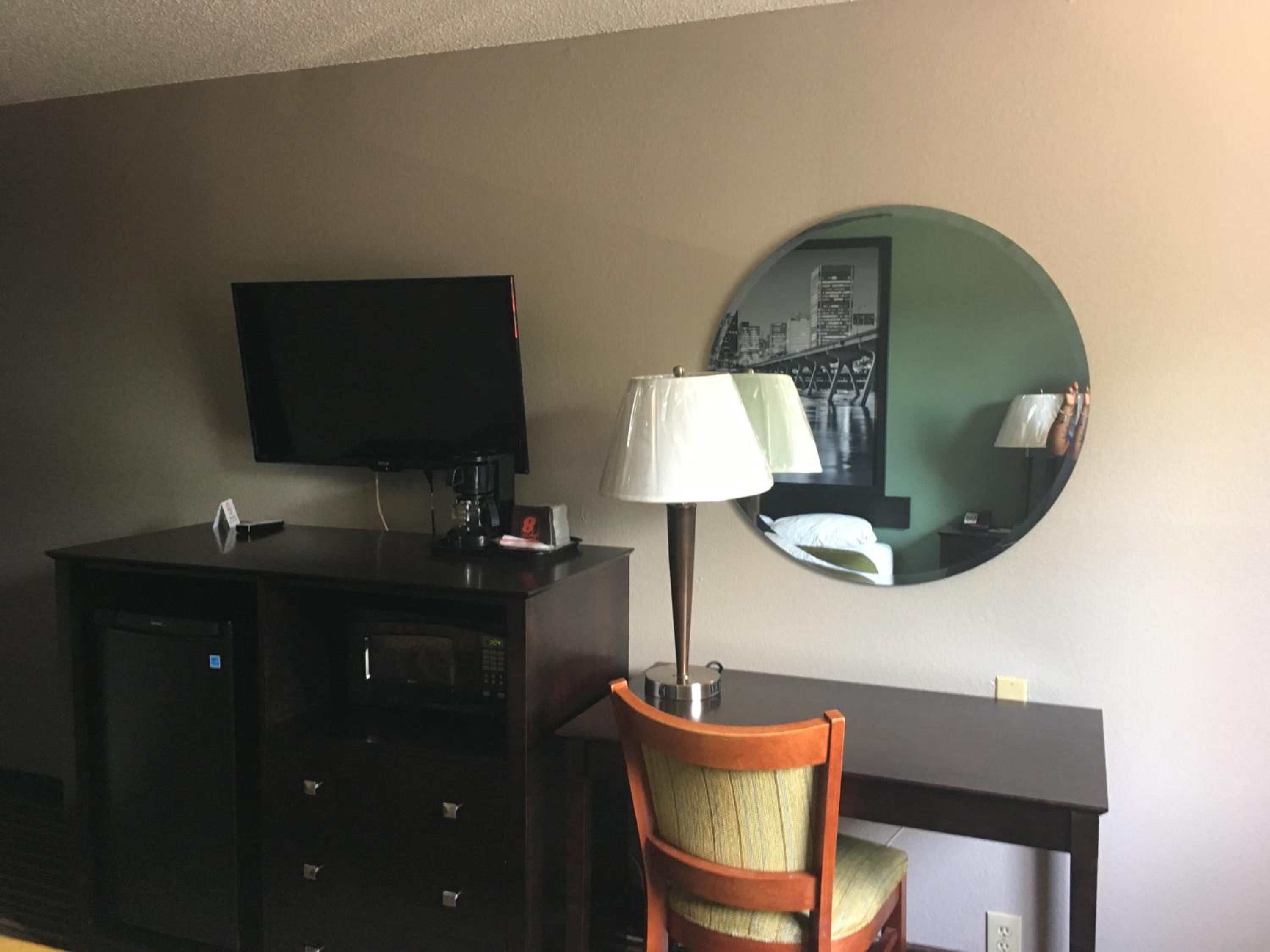 Super 8 by Wyndham Richmond Midlothian Turnpike