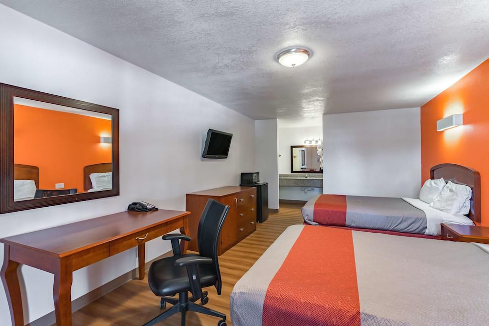 Giddings Executive Inn