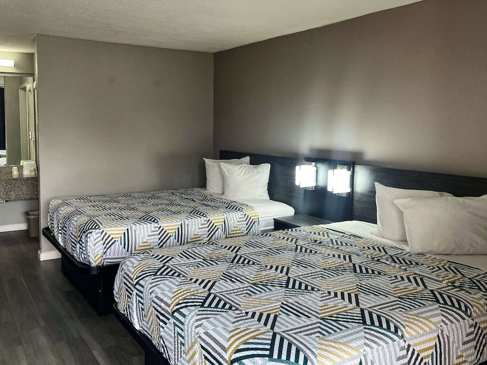 Motel 6 Lugoff, SC