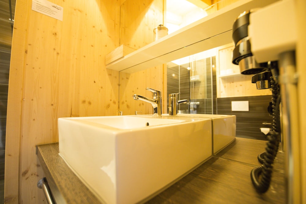 Hüttenhotel Husky Lodge