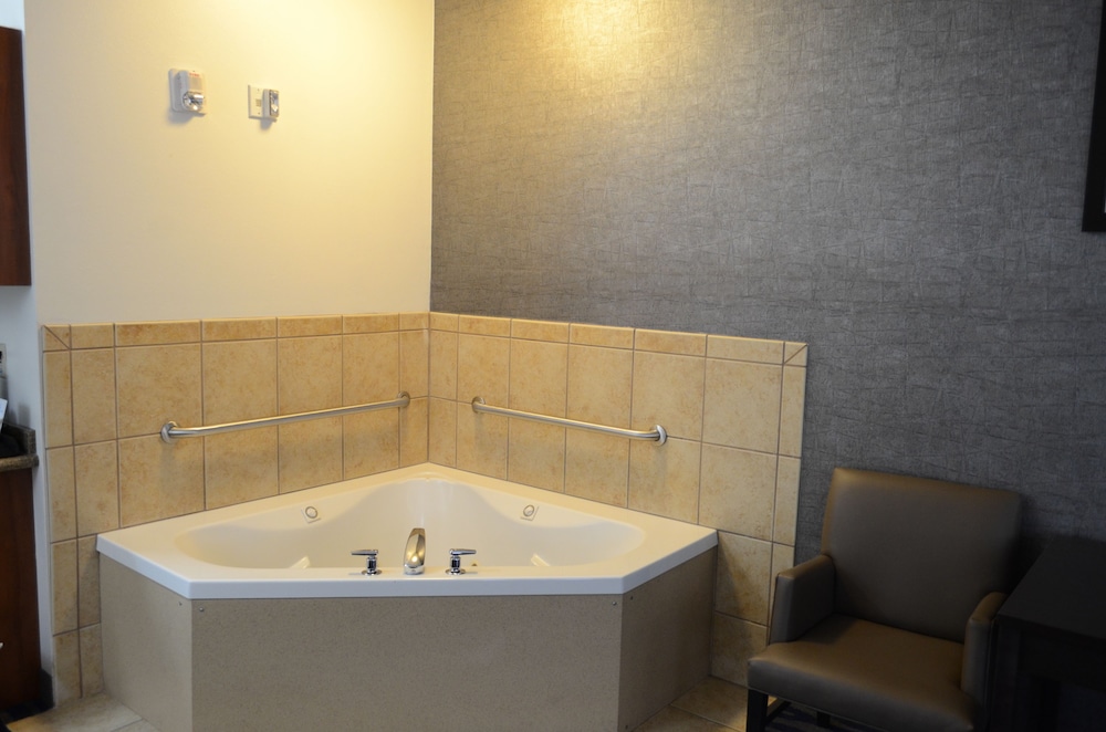 Holiday Inn Express Hotel & Suites Barstow-Outlet Center by IHG