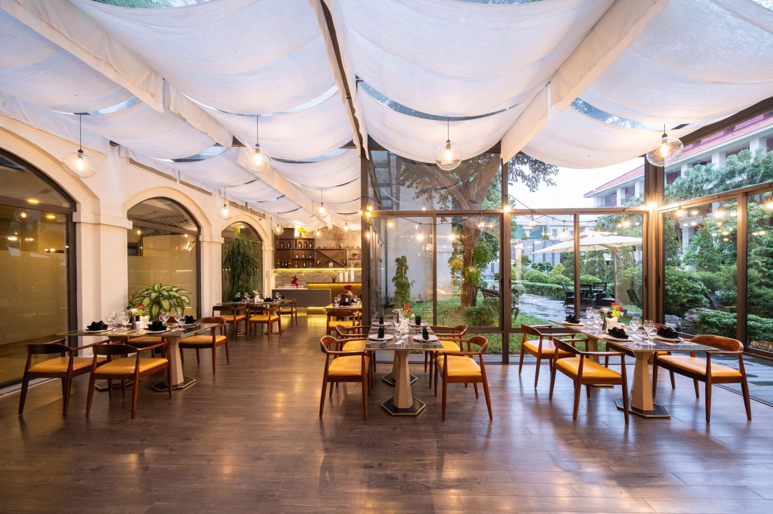 Senna Hue Hotel