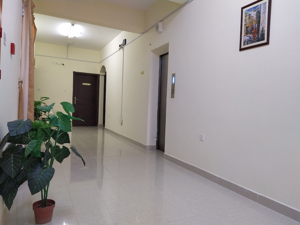Super OYO 107 Al Areen Hotel Apartments