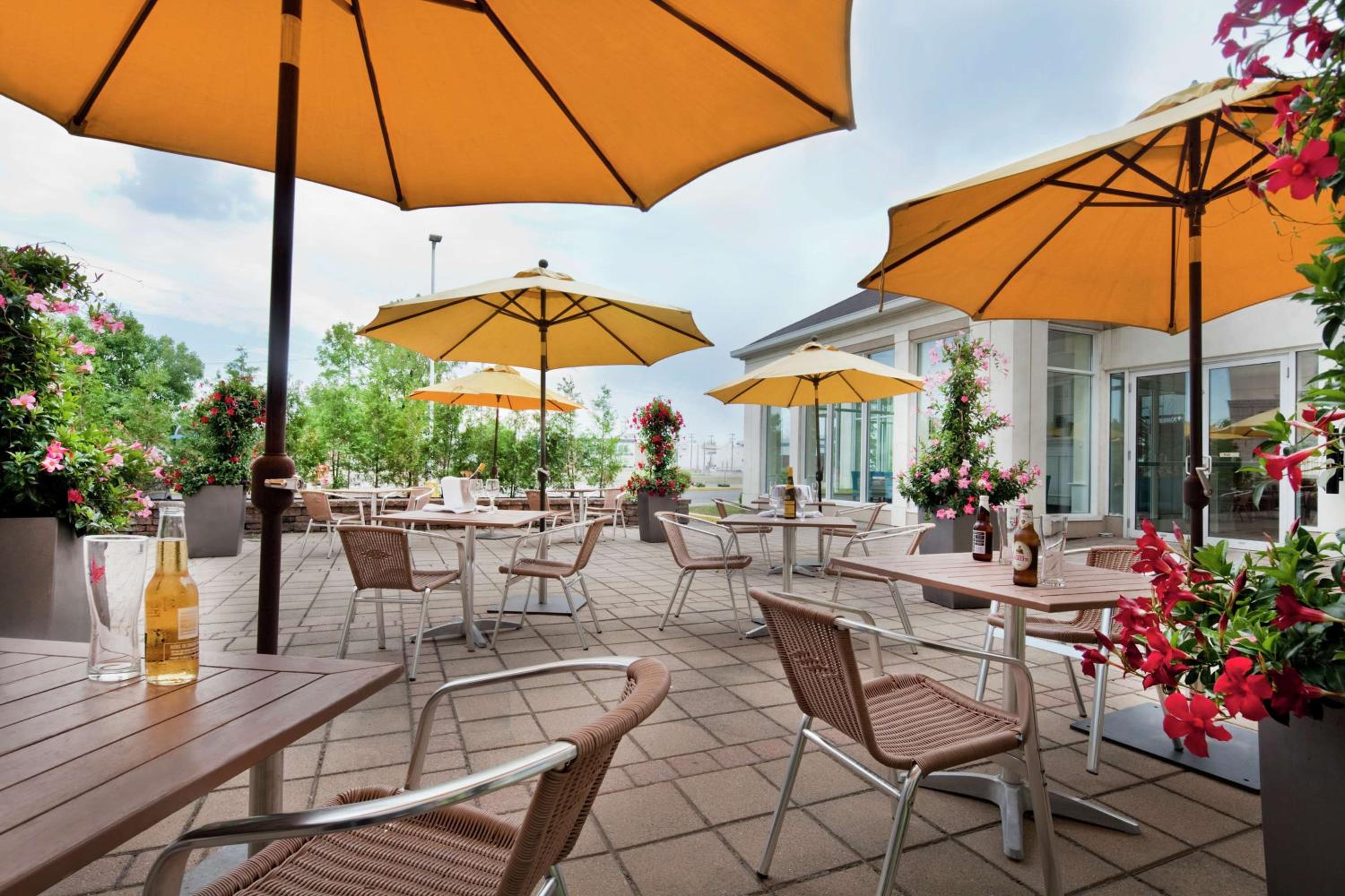 Hilton Garden Inn Montreal Airport