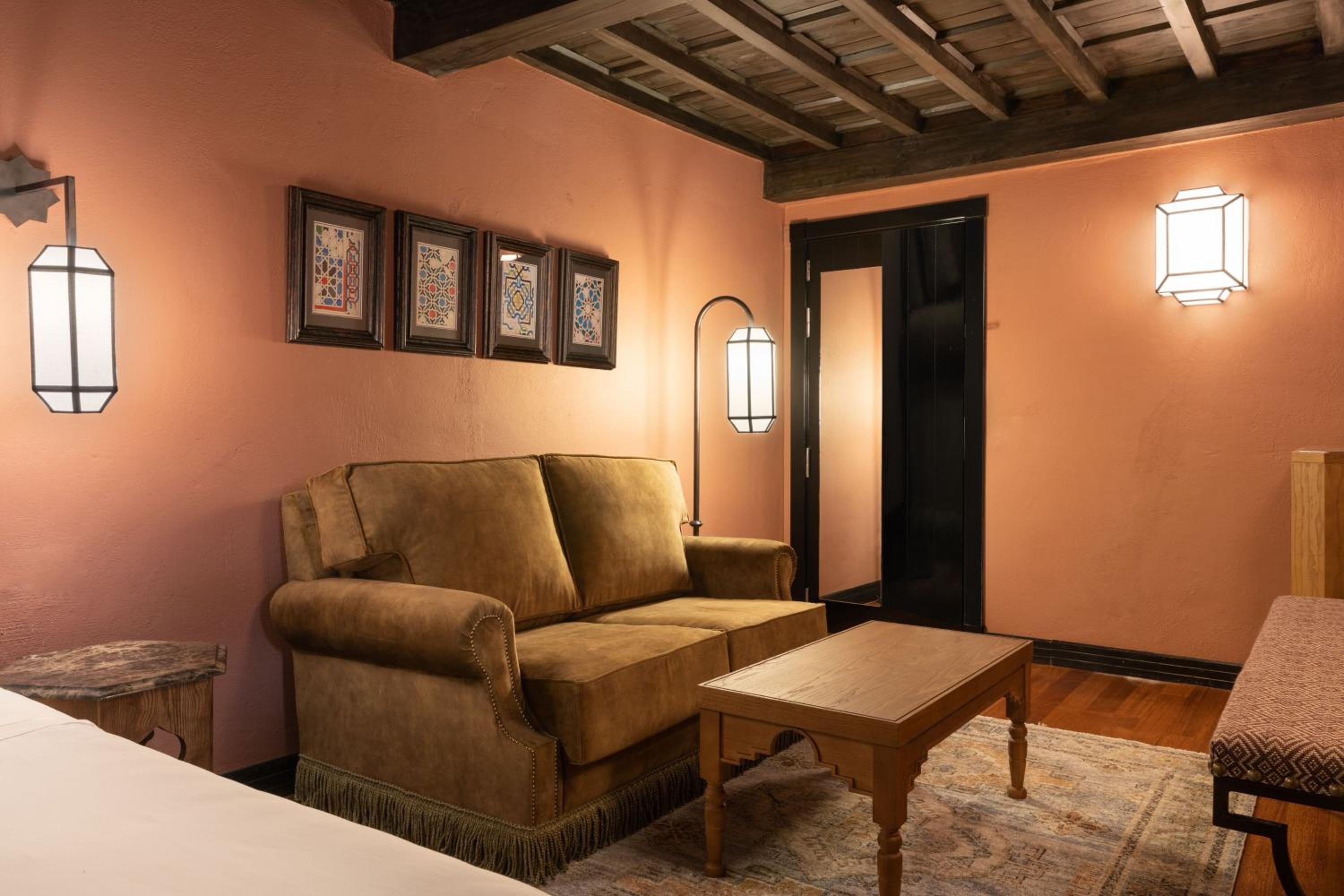 Hotel Palacio de Santa Paula, Autograph Collection