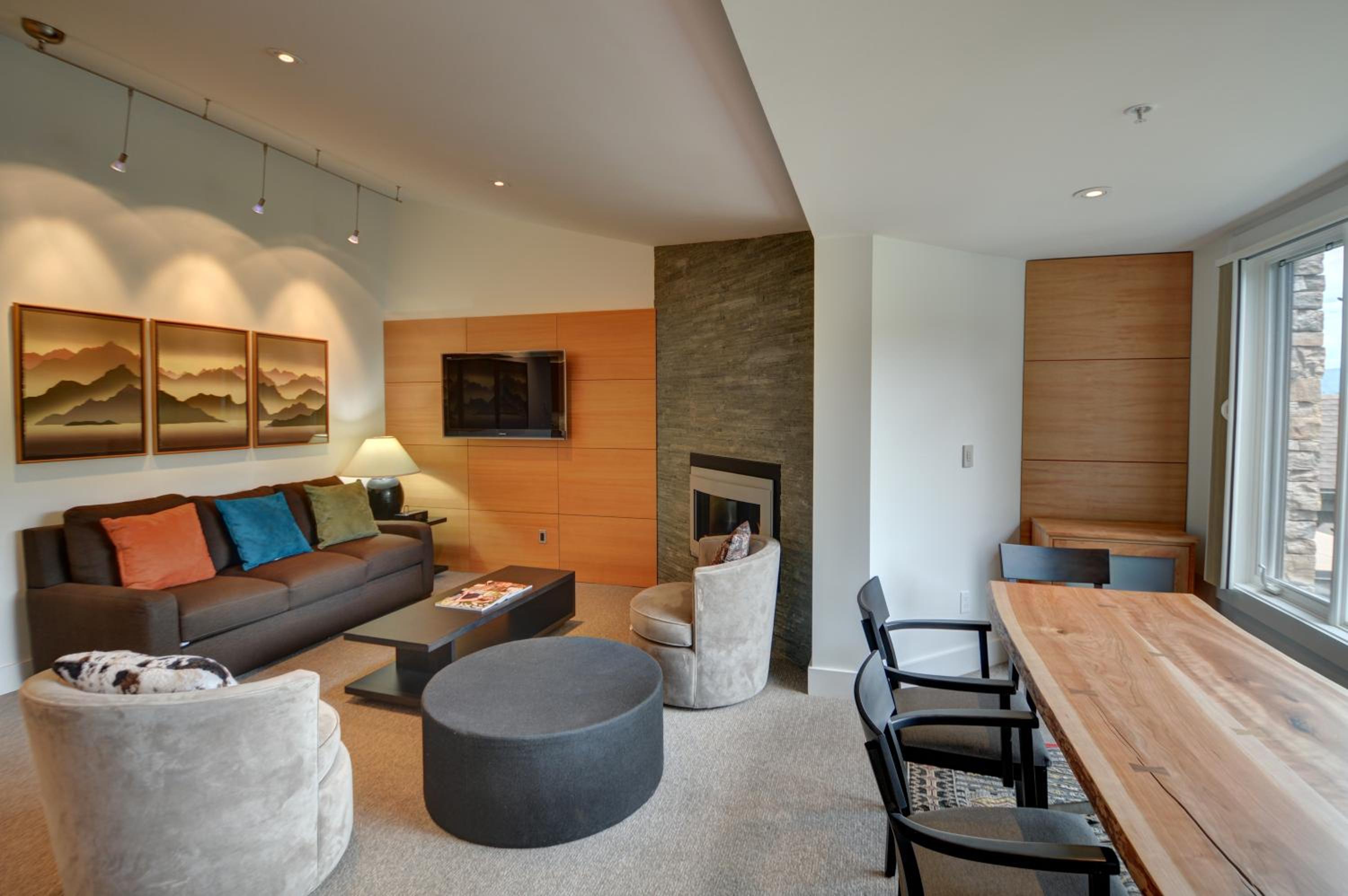 Terracehouse - CoralTree Residence Collection
