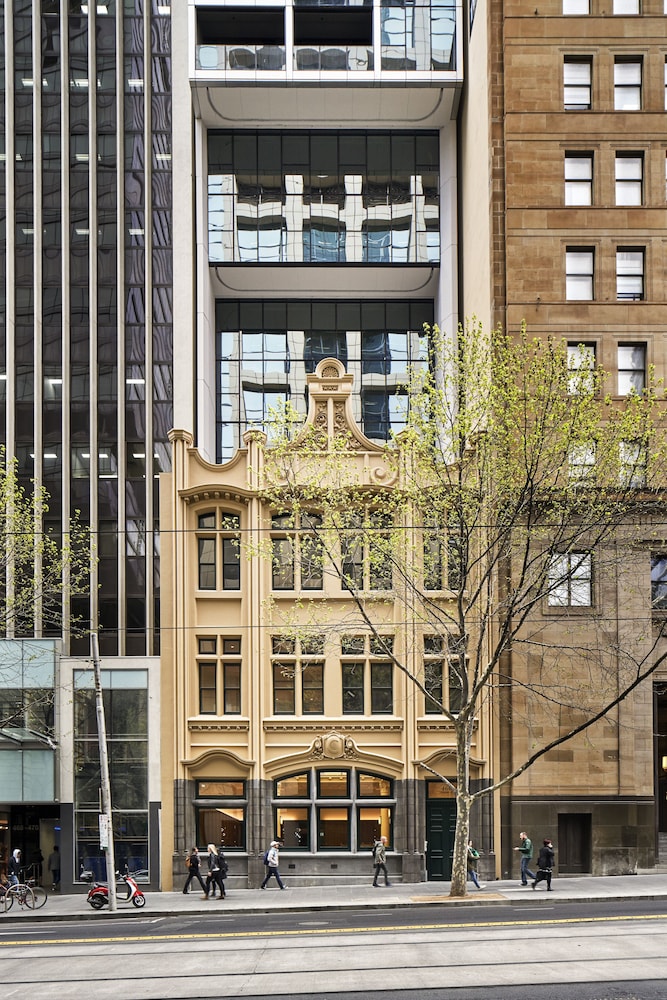 Collins House Apartments by CLLIX