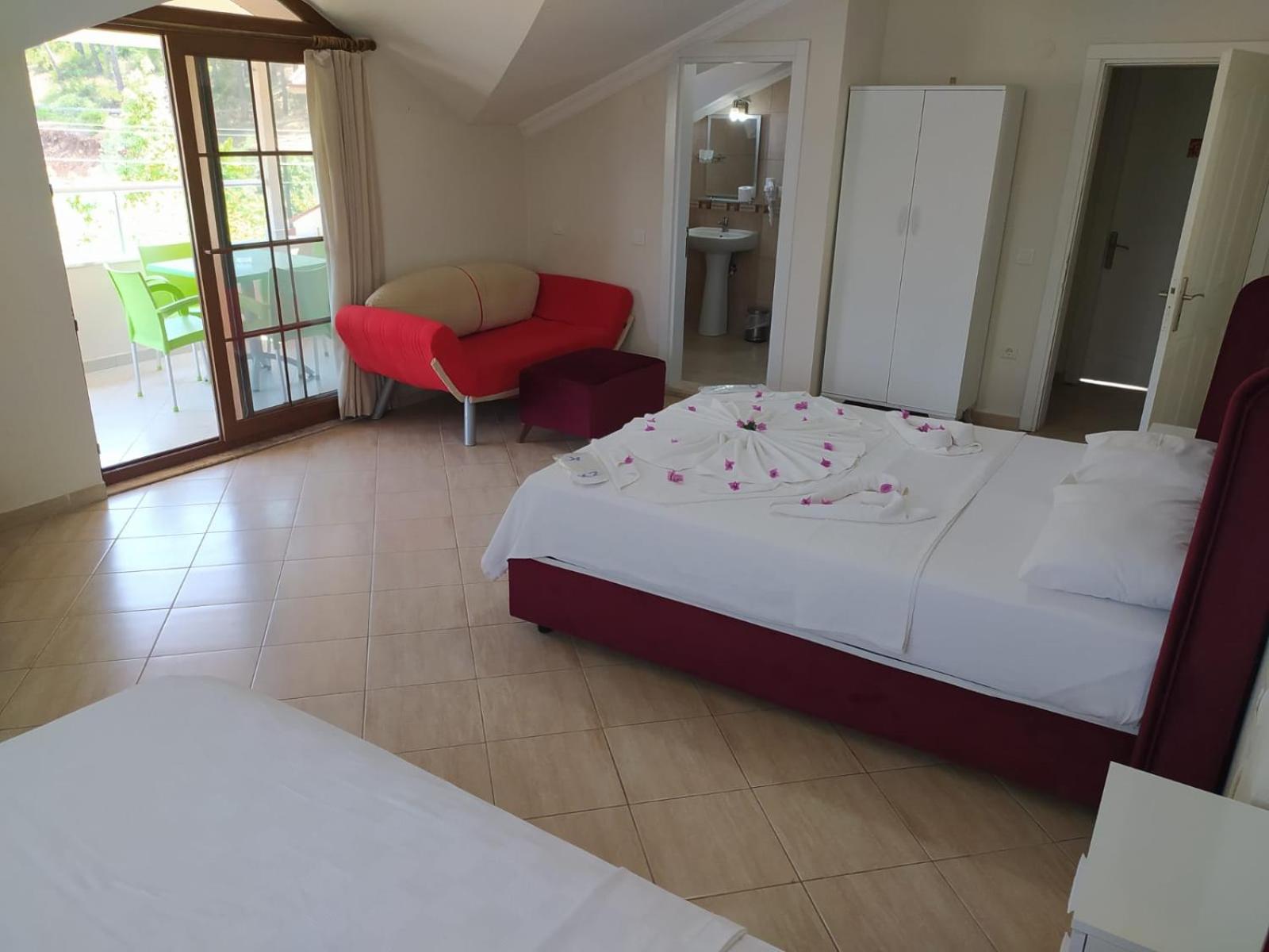 Bucak Apart Hotel Göcek & Beach