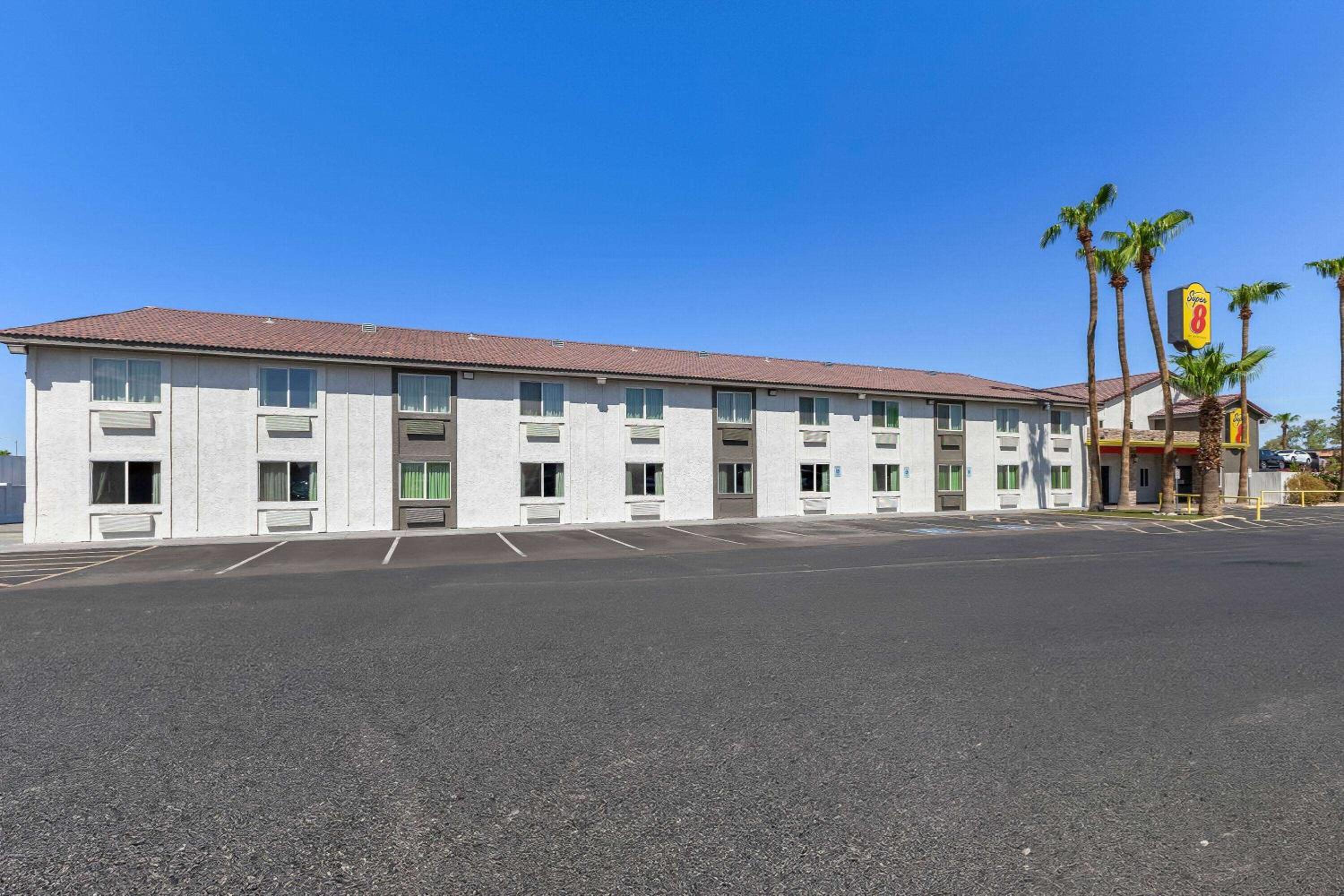 Super 8 by Wyndham Goodyear/Phoenix Area