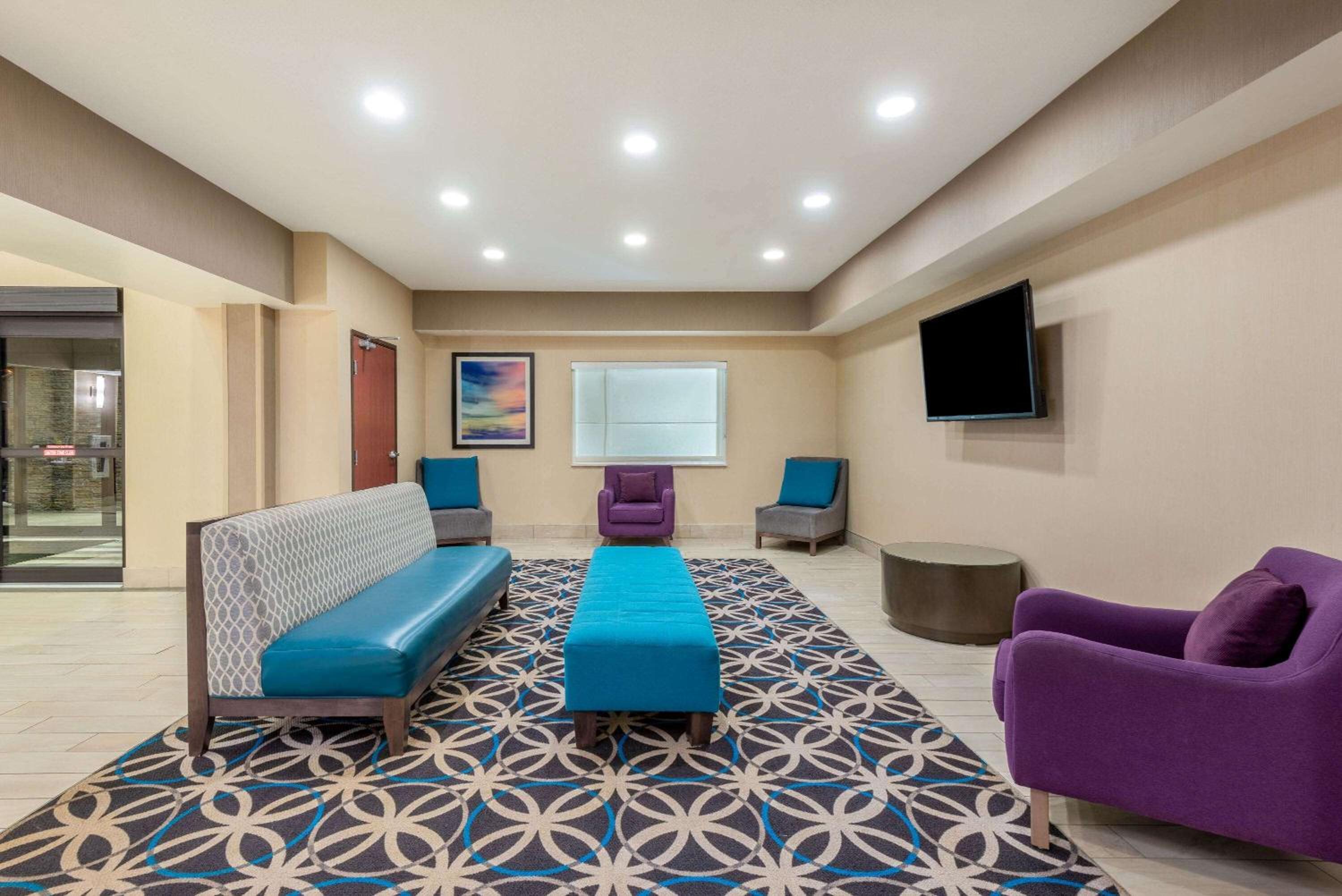 La Quinta by Wyndham Batavia