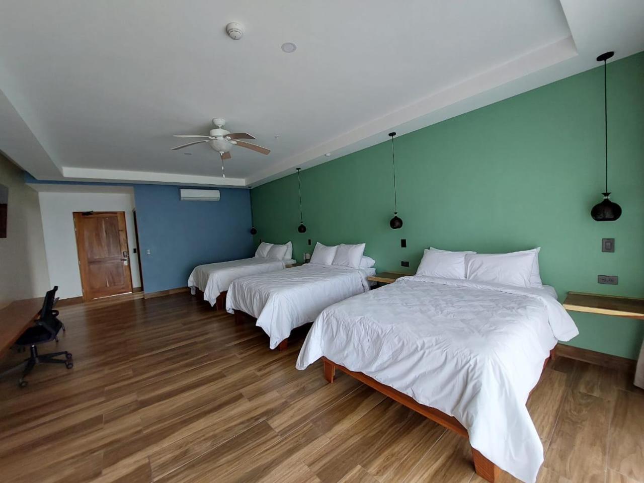 Hotel Mi Linda Tierra