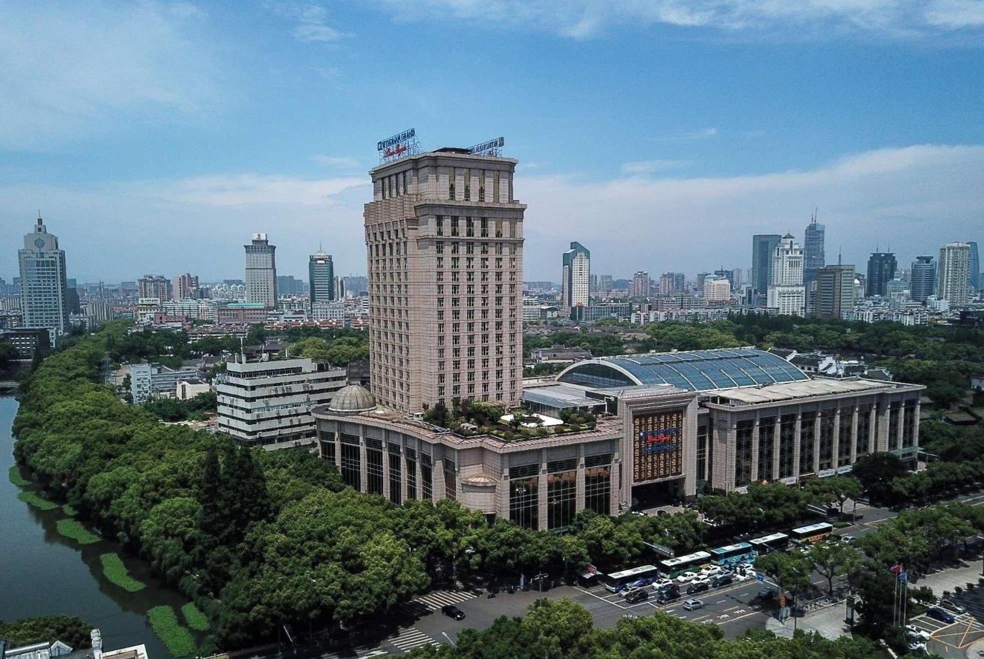 Wyndham Grand Plaza Royale Ningbo