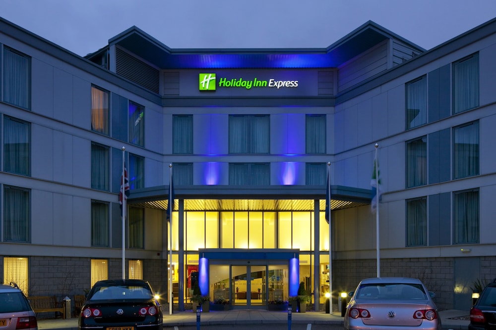 假日快捷酒店 伦敦斯坦斯特机场, IHG 酒店