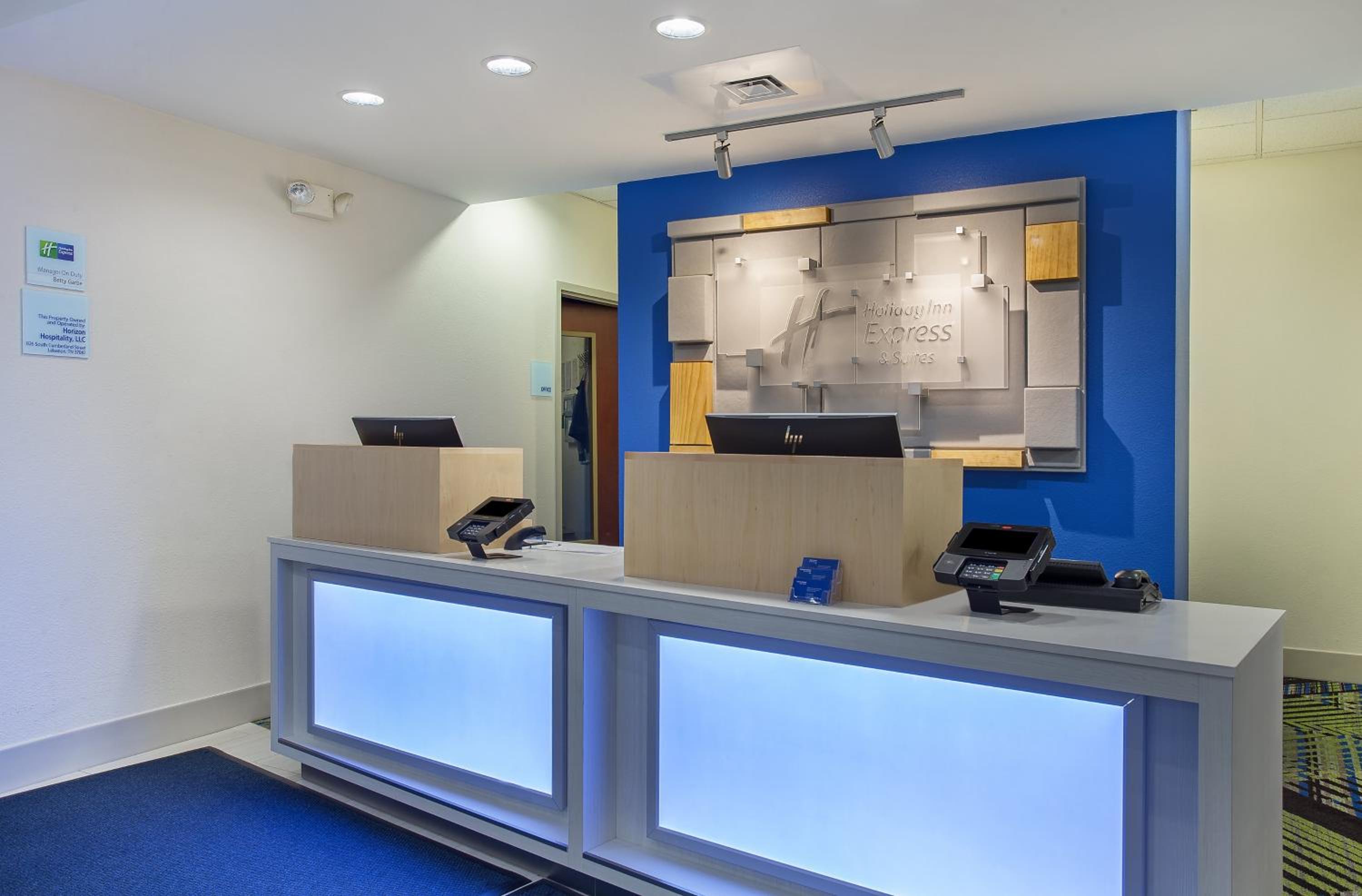 Holiday Inn Express & Suites Lebanon-Nashville Area by IHG