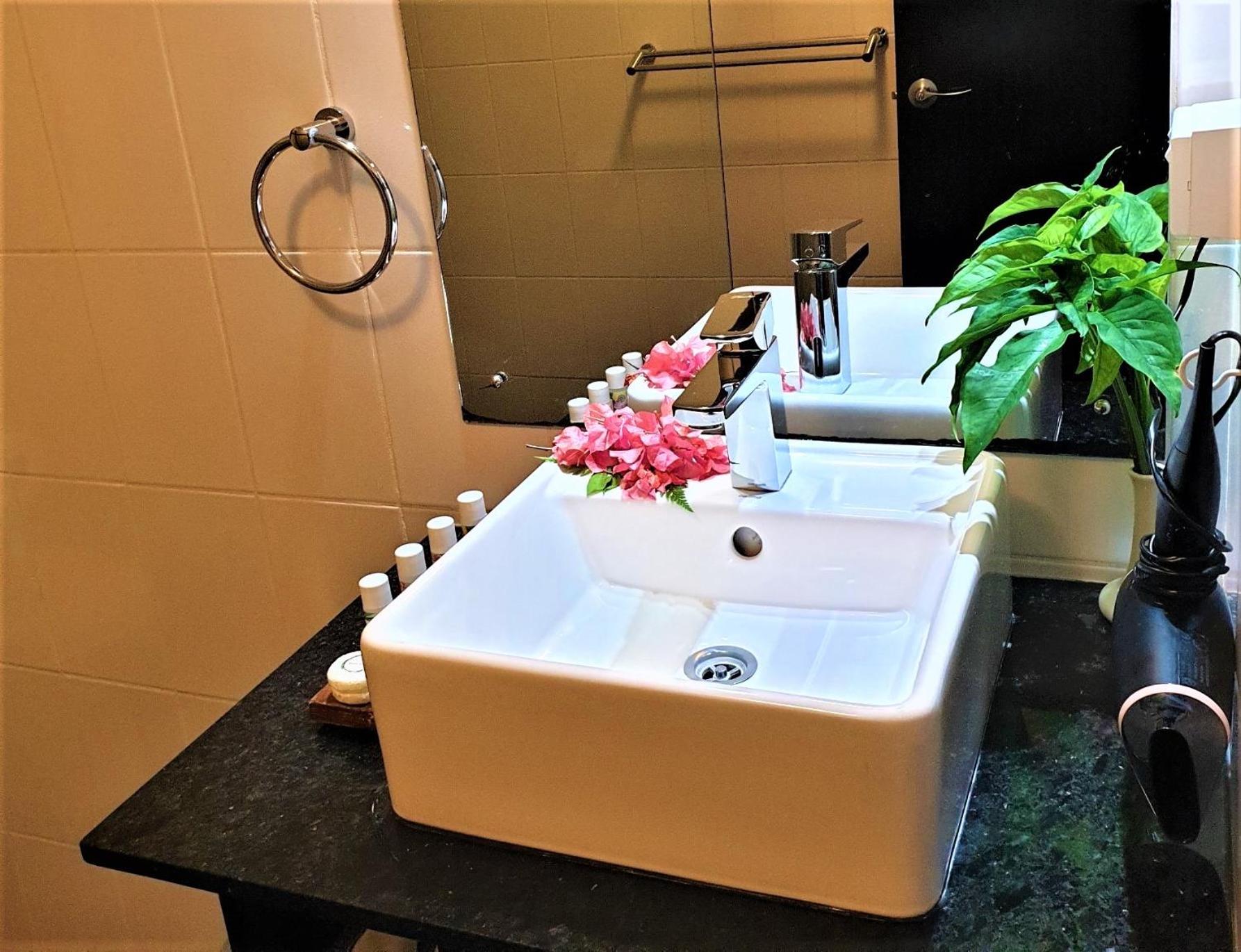 Suva Motor Inn