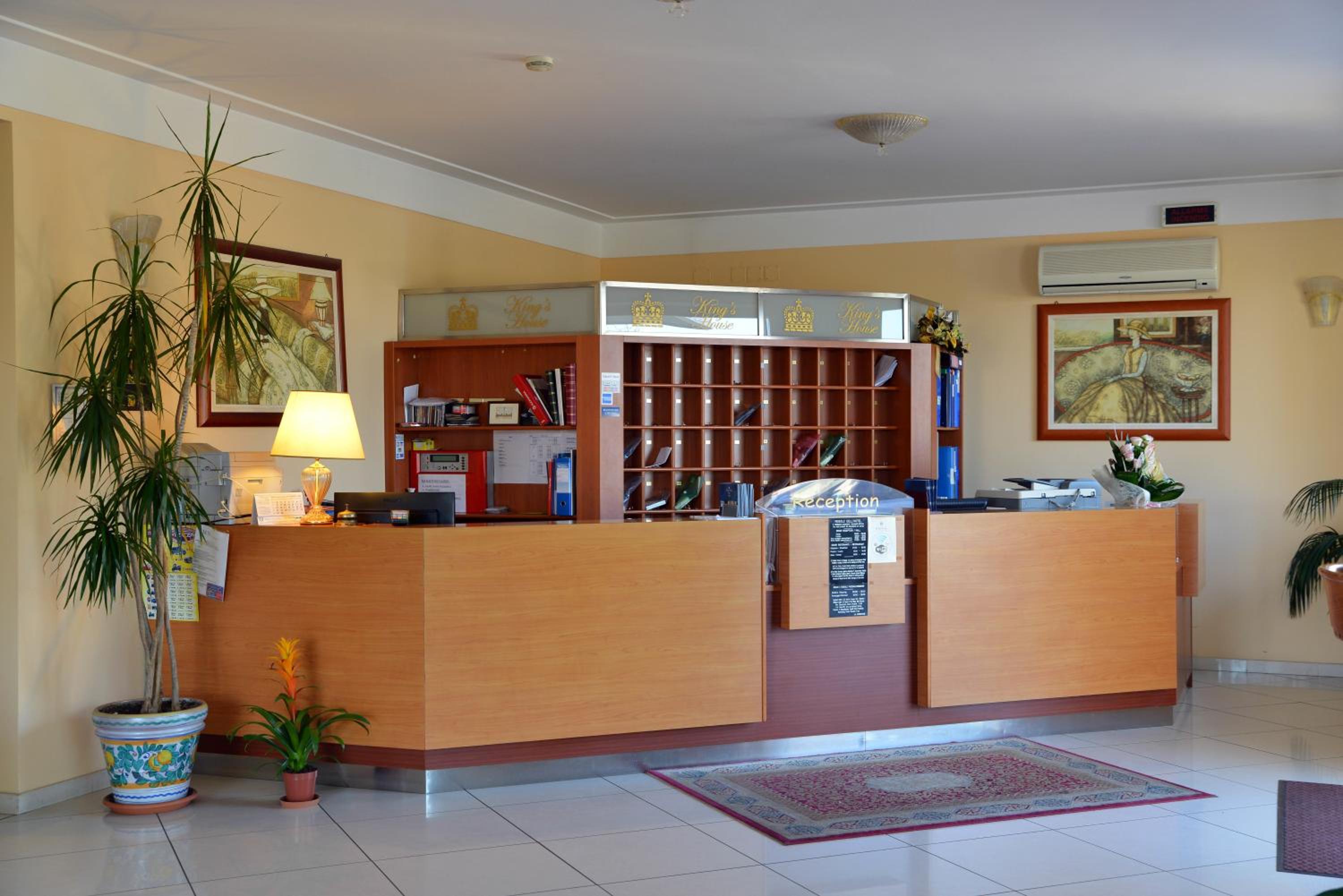 King's House Hotel Resort