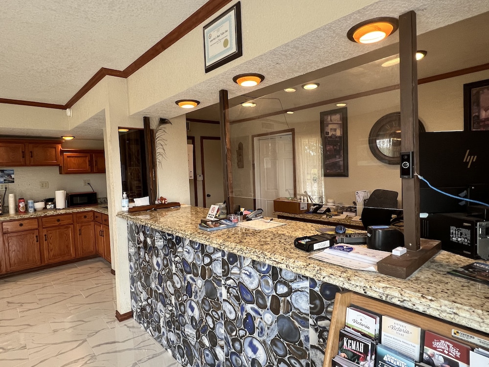 Americas Best Value Inn Edna