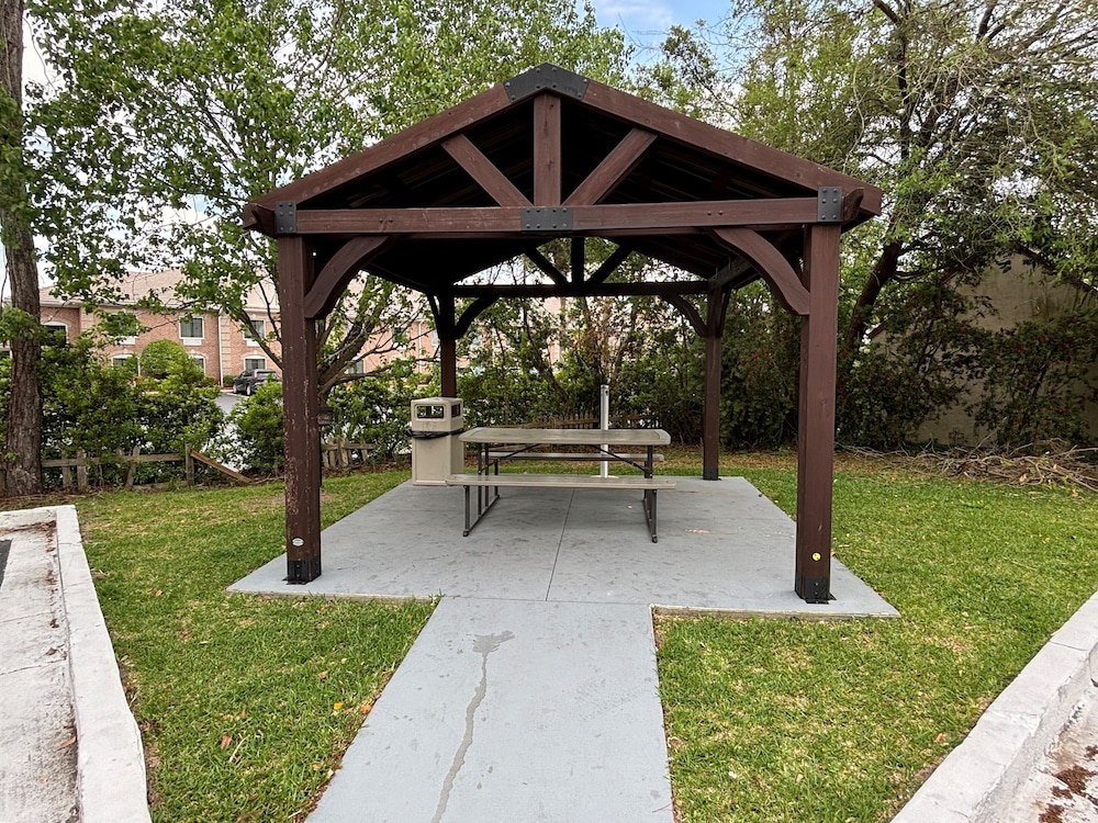 Comfort Suites Kings Bay Naval Base Area
