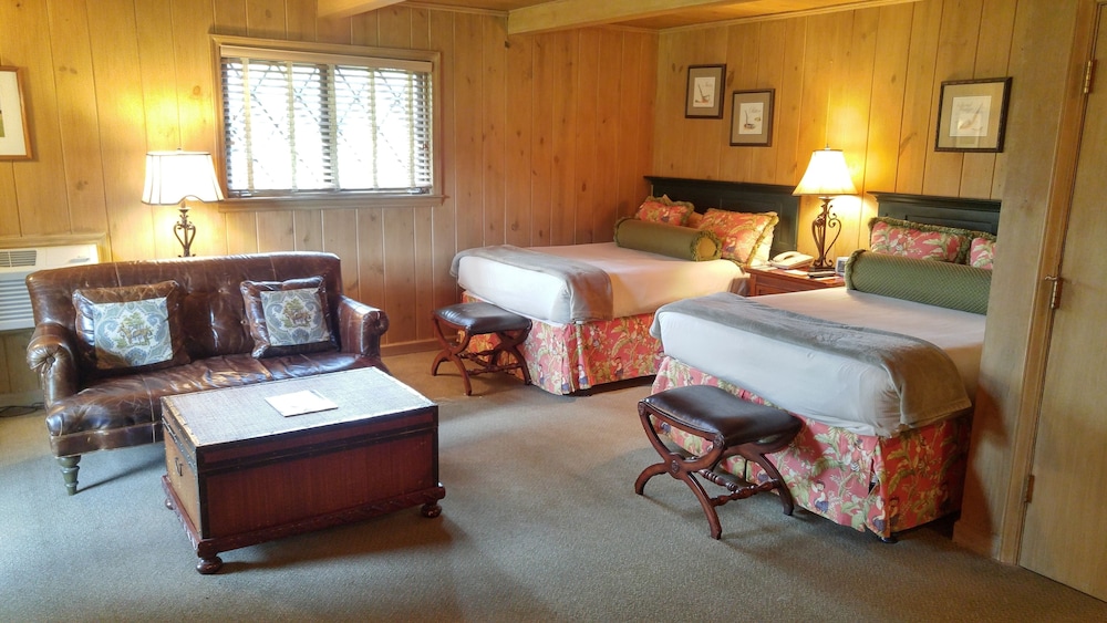 Pine Needles Lodge & Golf Club